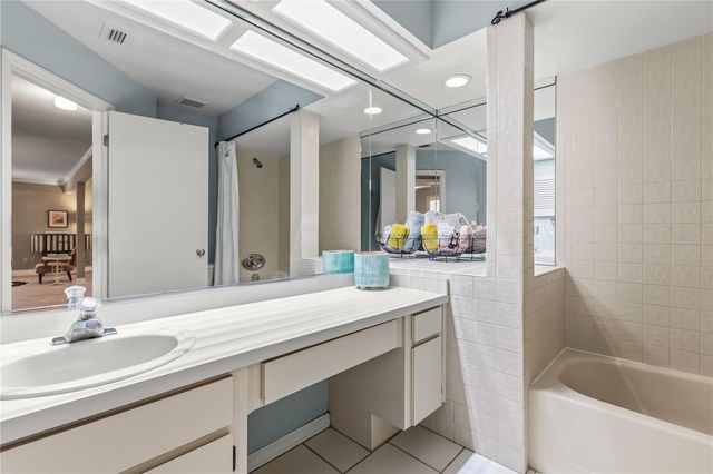 3200 HEATHGATE COURT, Orlando, FL 32812