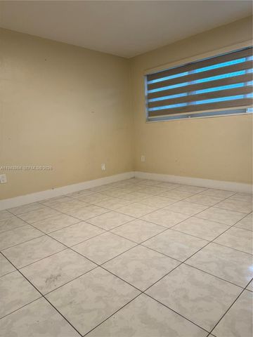 300 NE 191st St 219, Miami, FL 33179