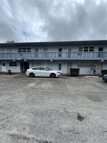 300 NE 191st St 219, Miami, FL 33179