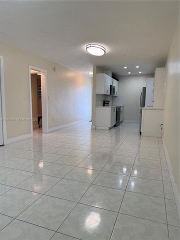 300 NE 191st St 219, Miami, FL 33179