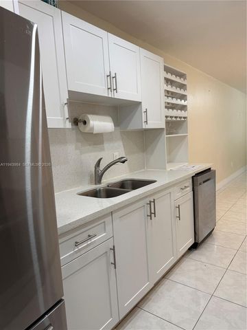 300 NE 191st St 219, Miami, FL 33179