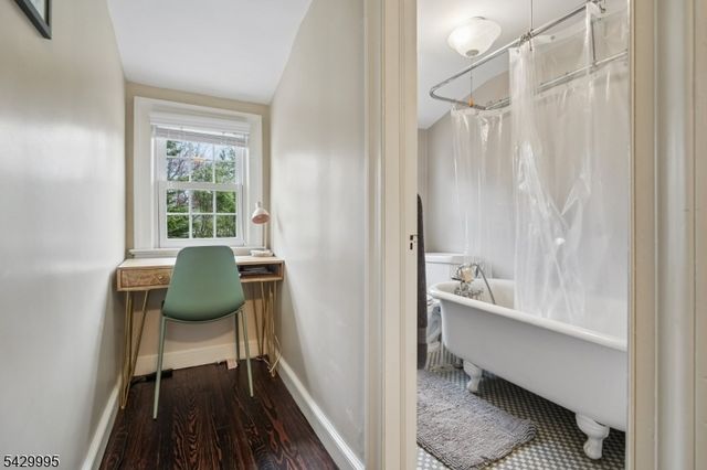 289 Western Dr S., South Orange Village Twp., NJ 07079