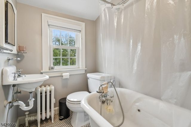 289 Western Dr S., South Orange Village Twp., NJ 07079
