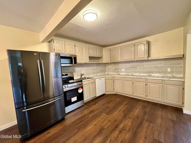 2819 New York 10, Summit, NY 12175