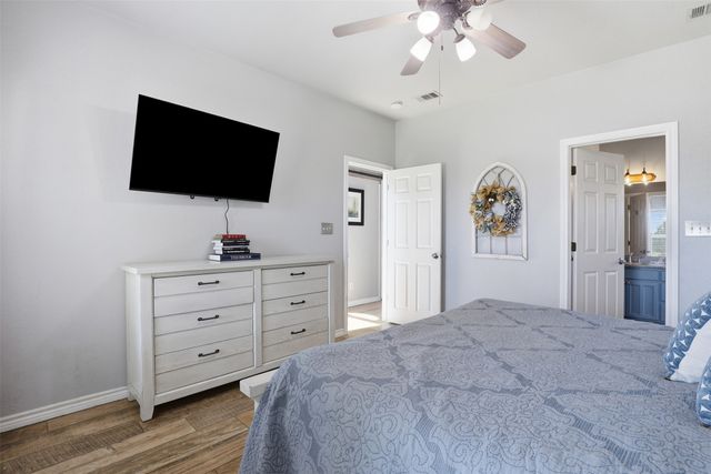 150 Summer Stone Court, Weatherford, TX 76087
