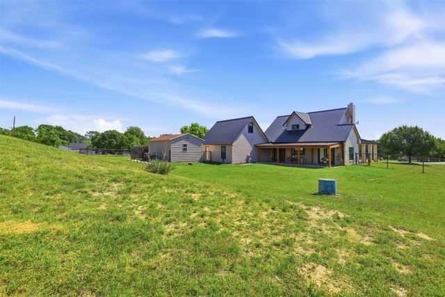150 Summer Stone Court, Weatherford, TX 76087