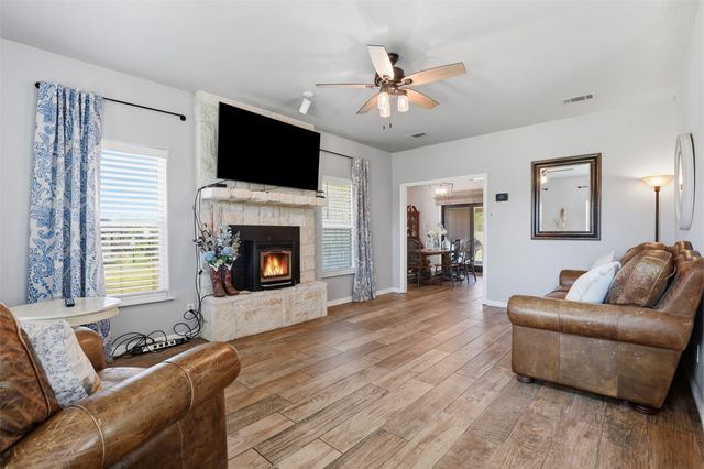 150 Summer Stone Court, Weatherford, TX 76087