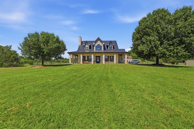 150 Summer Stone Court, Weatherford, TX 76087