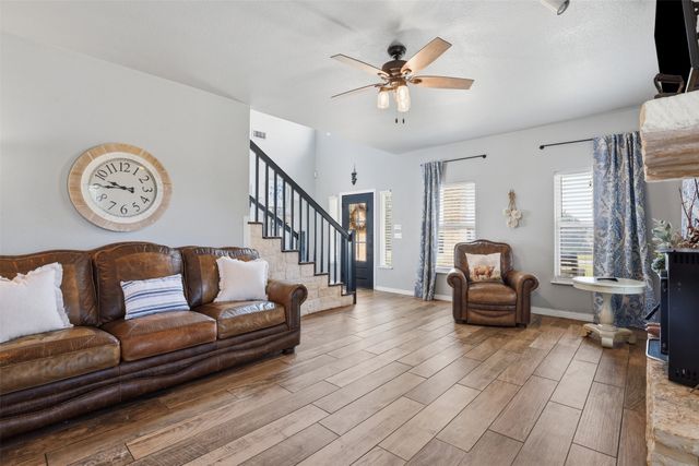 150 Summer Stone Court, Weatherford, TX 76087