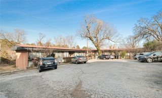 8 Hill Avenue, Fayetteville, AR 72701