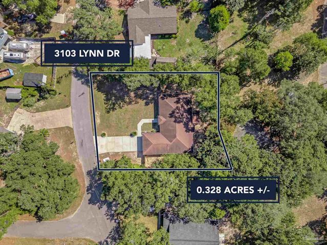 3103 Lynn Dr, Navarre, FL 32566