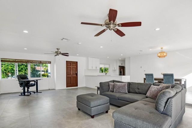 1478 NE 57th St, Fort Lauderdale, FL 33334