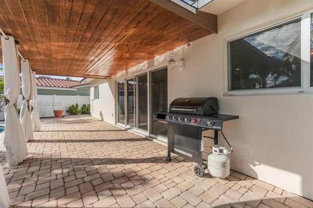 1478 NE 57th St, Fort Lauderdale, FL 33334