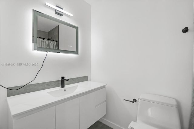 1478 NE 57th St, Fort Lauderdale, FL 33334