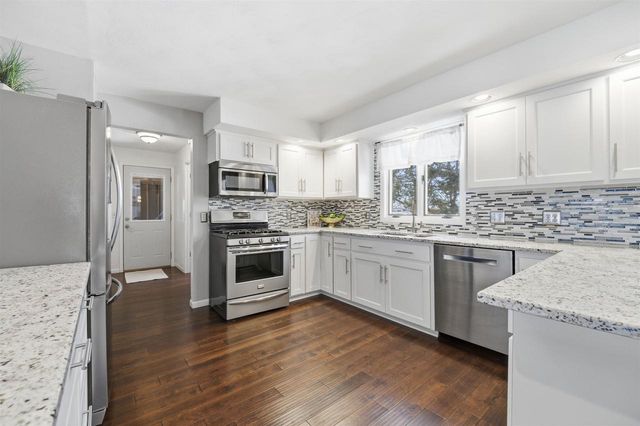 N5271 REXFORD ROAD, Shiocton, WI 54170