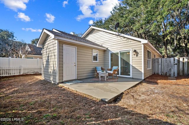 948 Oyster Cove Road, Beaufort, SC 29902