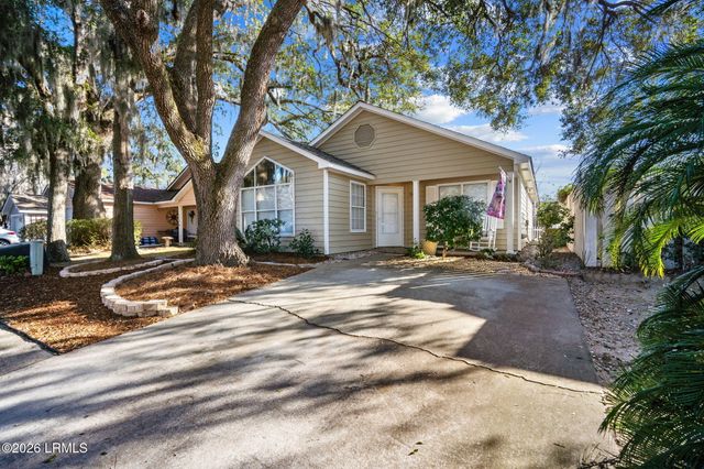 948 Oyster Cove Road, Beaufort, SC 29902
