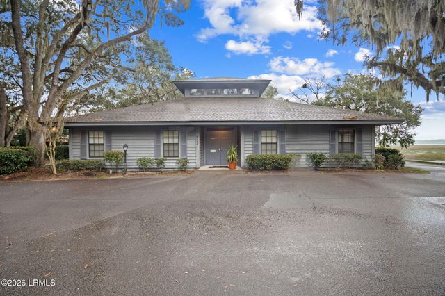 948 Oyster Cove Road, Beaufort, SC 29902