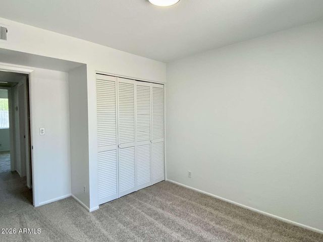 3301 W MURIEL Drive, Phoenix, AZ 85053