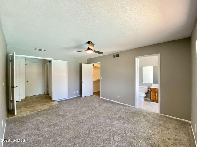 3301 W MURIEL Drive, Phoenix, AZ 85053