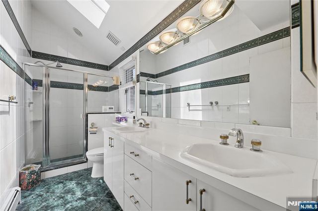 604 Rutland Avenue, Teaneck, NJ 07666