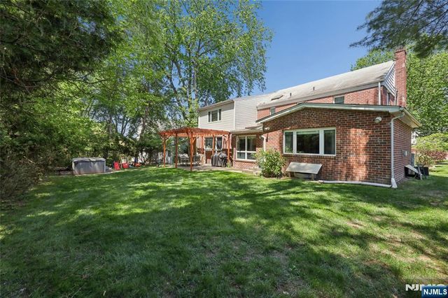 604 Rutland Avenue, Teaneck, NJ 07666