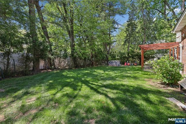 604 Rutland Avenue, Teaneck, NJ 07666