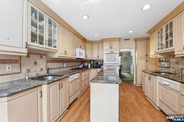 604 Rutland Avenue, Teaneck, NJ 07666