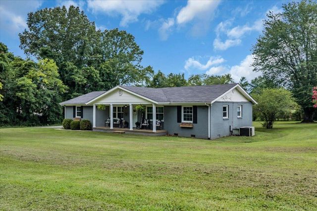 593 Dover Road, Jasper, TN 37347