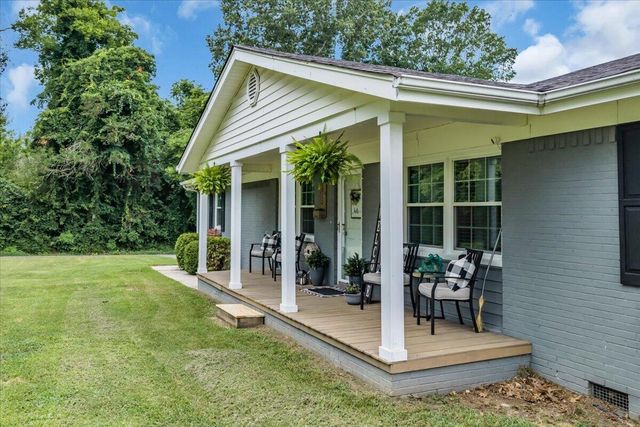 593 Dover Road, Jasper, TN 37347