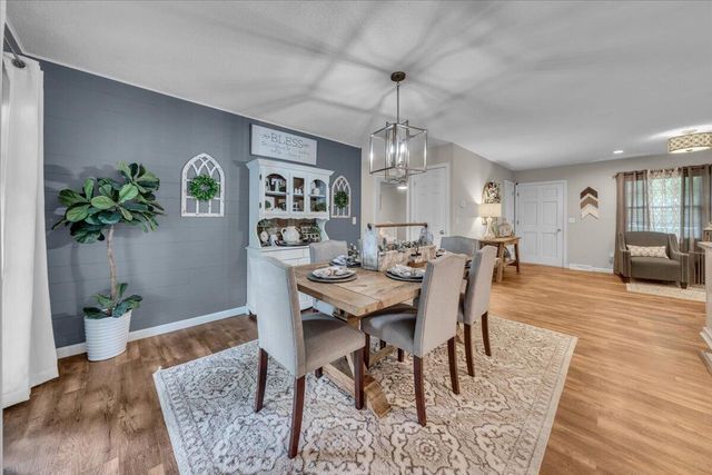 593 Dover Road, Jasper, TN 37347