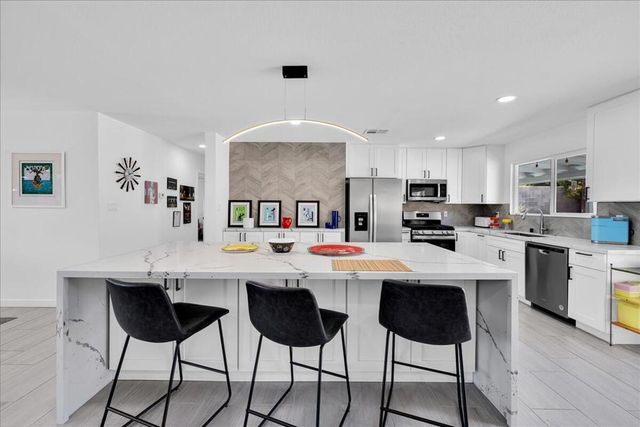 38053 Chris Drive, Cathedral City, CA 92234