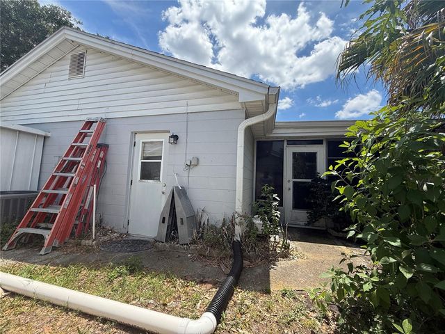 3415 OVERLAND DRIVE, Holiday, FL 34691