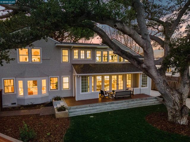524 Oak Grove Ave., Burlingame, CA 94010