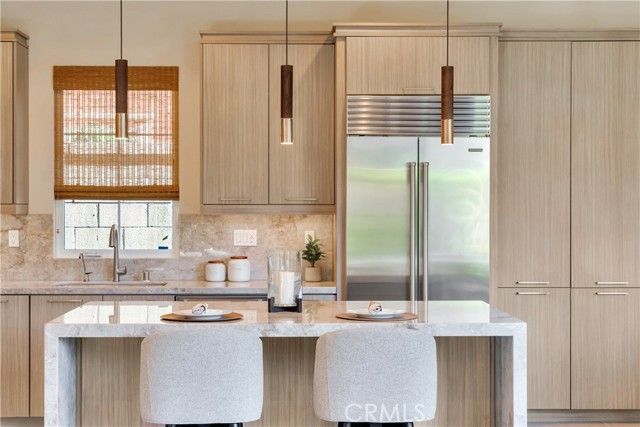 111 Linda Vista, Irvine, CA 92618