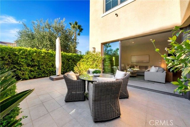 111 Linda Vista, Irvine, CA 92618