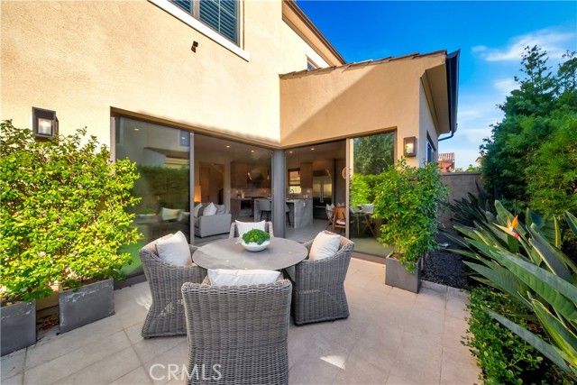 111 Linda Vista, Irvine, CA 92618
