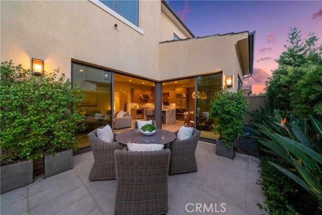 111 Linda Vista, Irvine, CA 92618