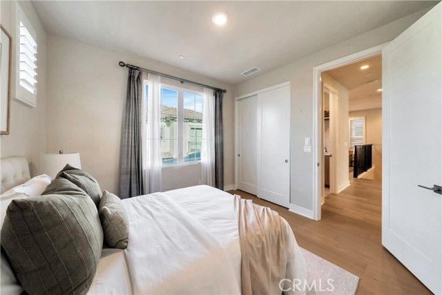 111 Linda Vista, Irvine, CA 92618