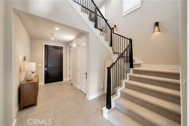 111 Linda Vista, Irvine, CA 92618