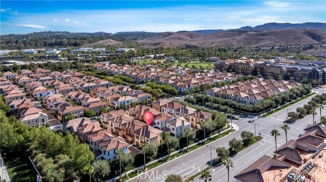 111 Linda Vista, Irvine, CA 92618