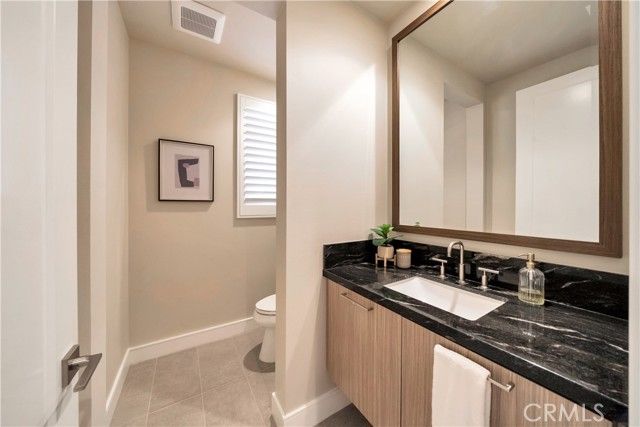 111 Linda Vista, Irvine, CA 92618