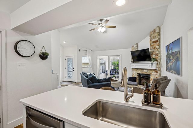 16725 Whitebrush LOOP, Austin, TX 78717