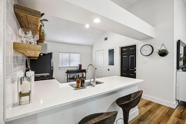 16725 Whitebrush LOOP, Austin, TX 78717