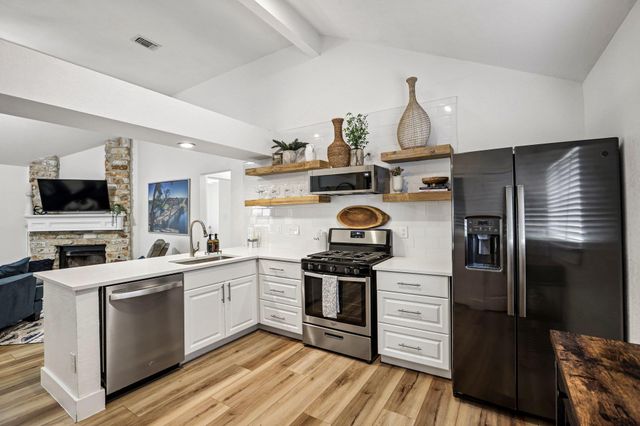 16725 Whitebrush LOOP, Austin, TX 78717