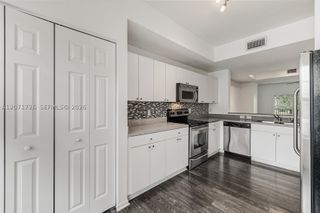 8900 NE 8th AVE 1107, Miami, FL 33138