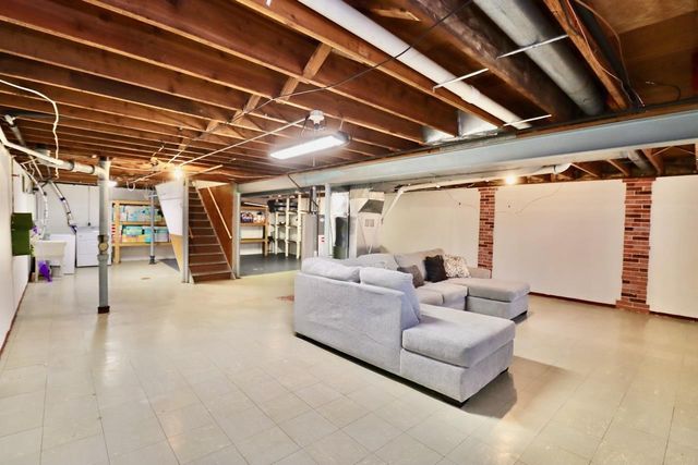 139 High Street, Clinton, WI 53525