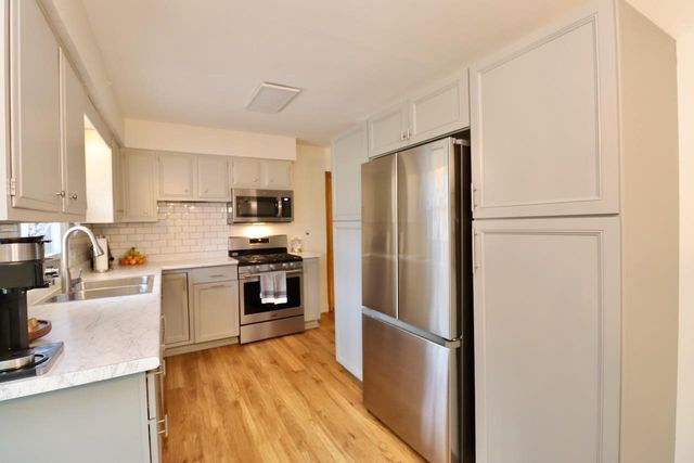 139 High Street, Clinton, WI 53525