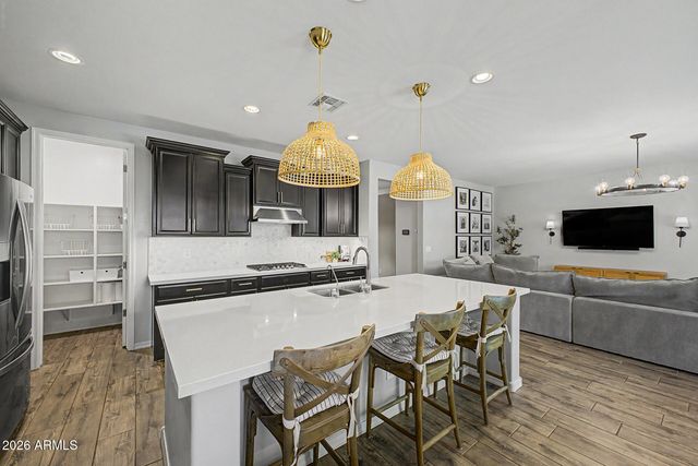 9559 E THEIA Drive, Mesa, AZ 85212