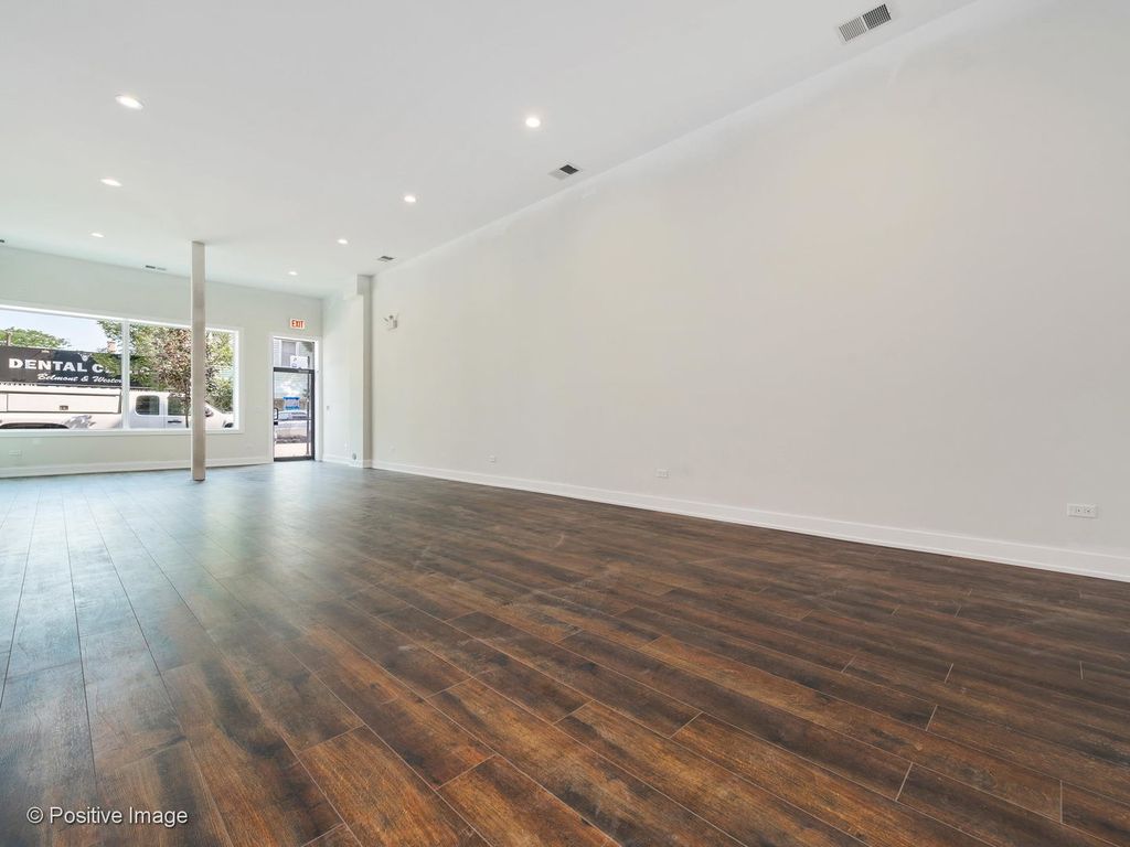 2309 W Belmont Avenue 1, Chicago, IL 60618 — photo 2